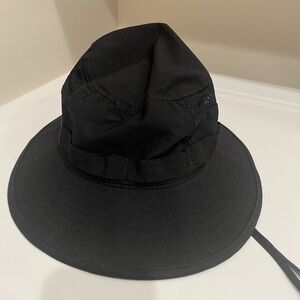 ADIDAS Black Bucket Hat
